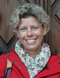 Barbara Lang
